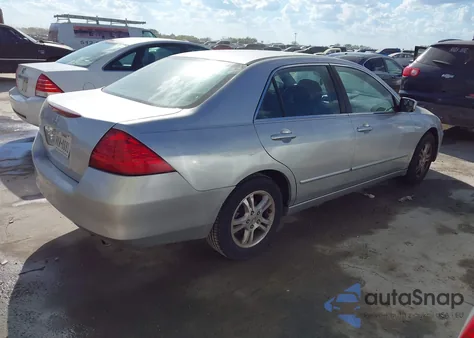 2007 Honda Accord 2.4 Ex z USA, uszkodzony, nr VIN 1HGCM56767A214063